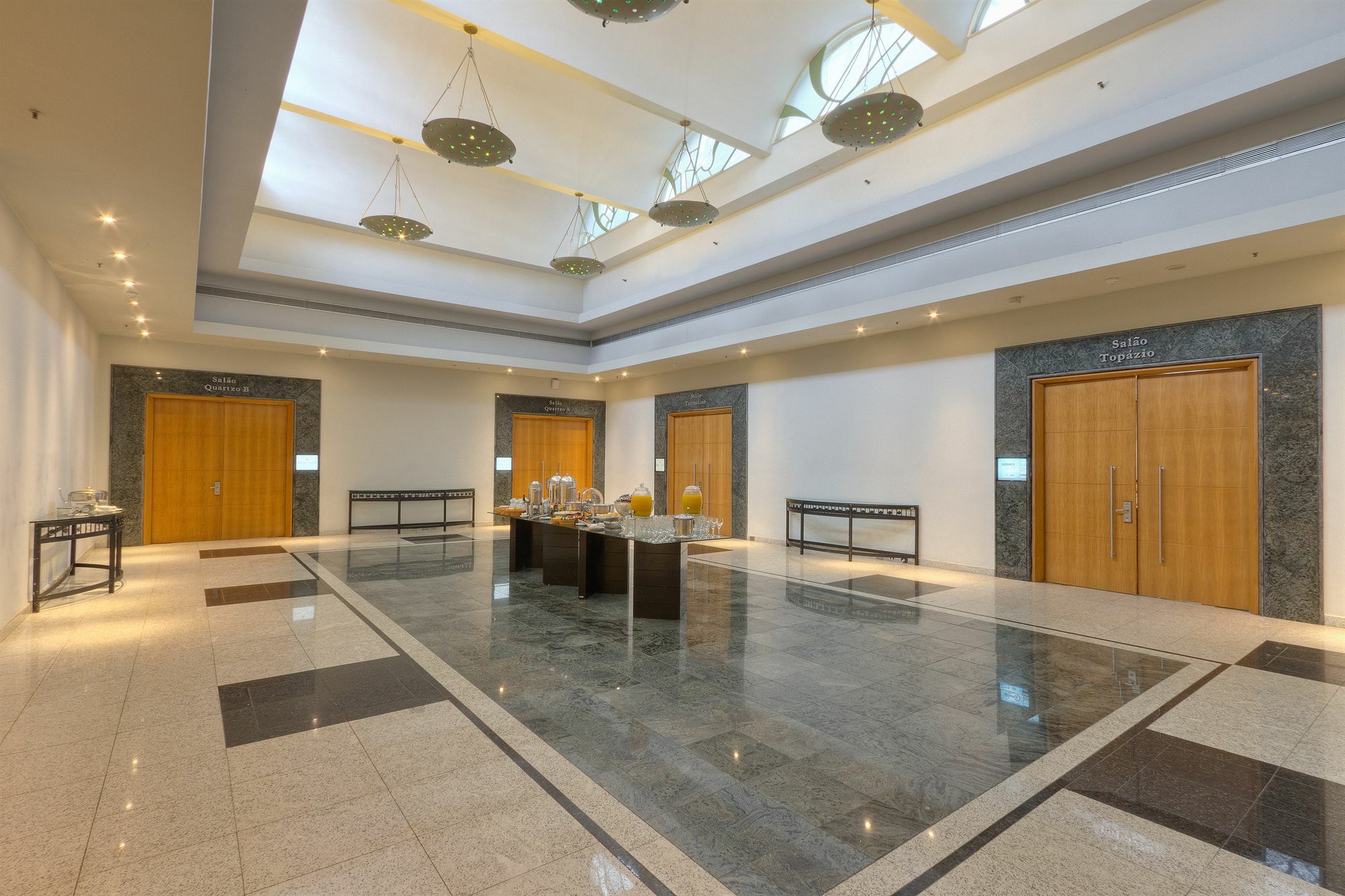 Hotel Pullman Rio De Janeiro Sao Conrado Exterior foto The lobby of the hotel