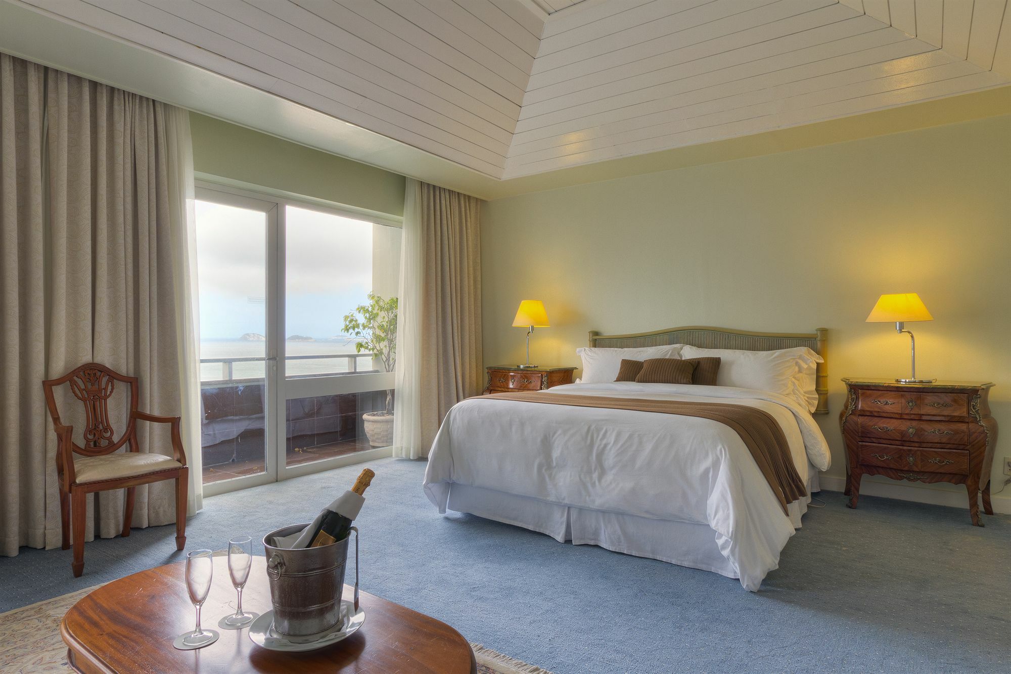 Hotel Pullman Rio De Janeiro Sao Conrado Exterior foto A bedroom at the hotel