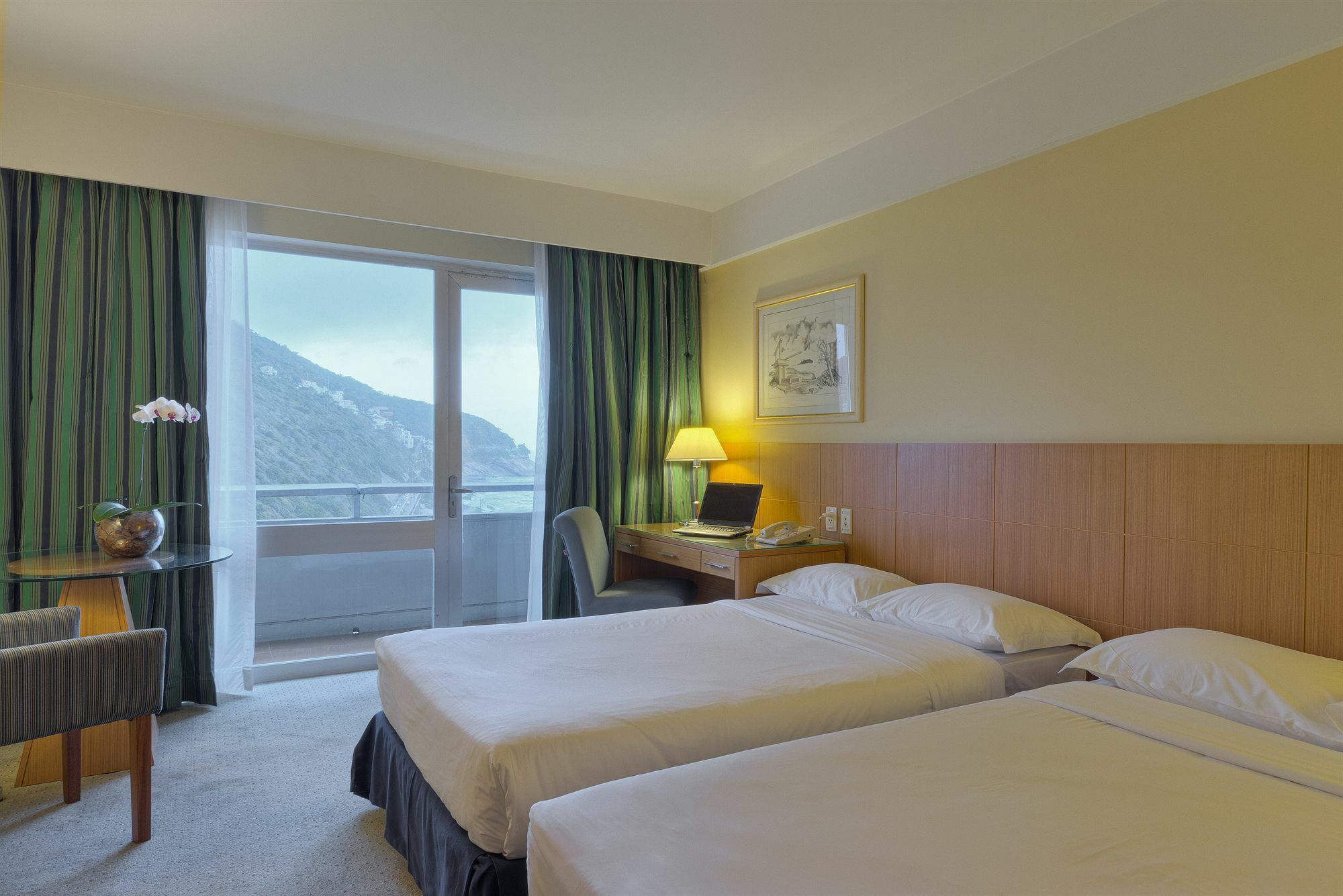 Hotel Pullman Rio De Janeiro Sao Conrado Exterior foto A typical room at the hotel