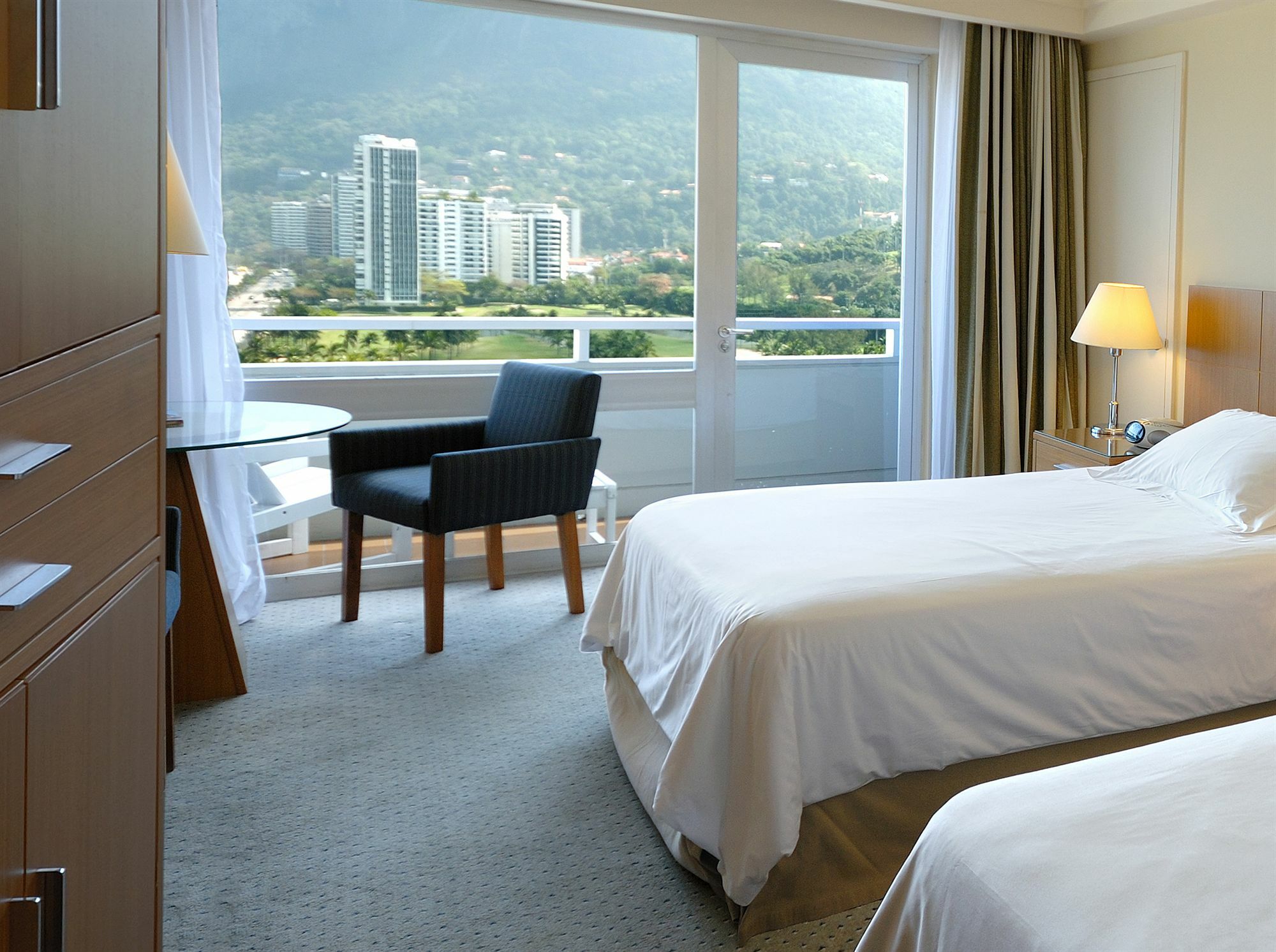Hotel Pullman Rio De Janeiro Sao Conrado Exterior foto A room at the hotel